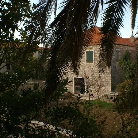 Guest house Double Jelsa 4041e